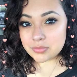 Meet your Posher, Raquel